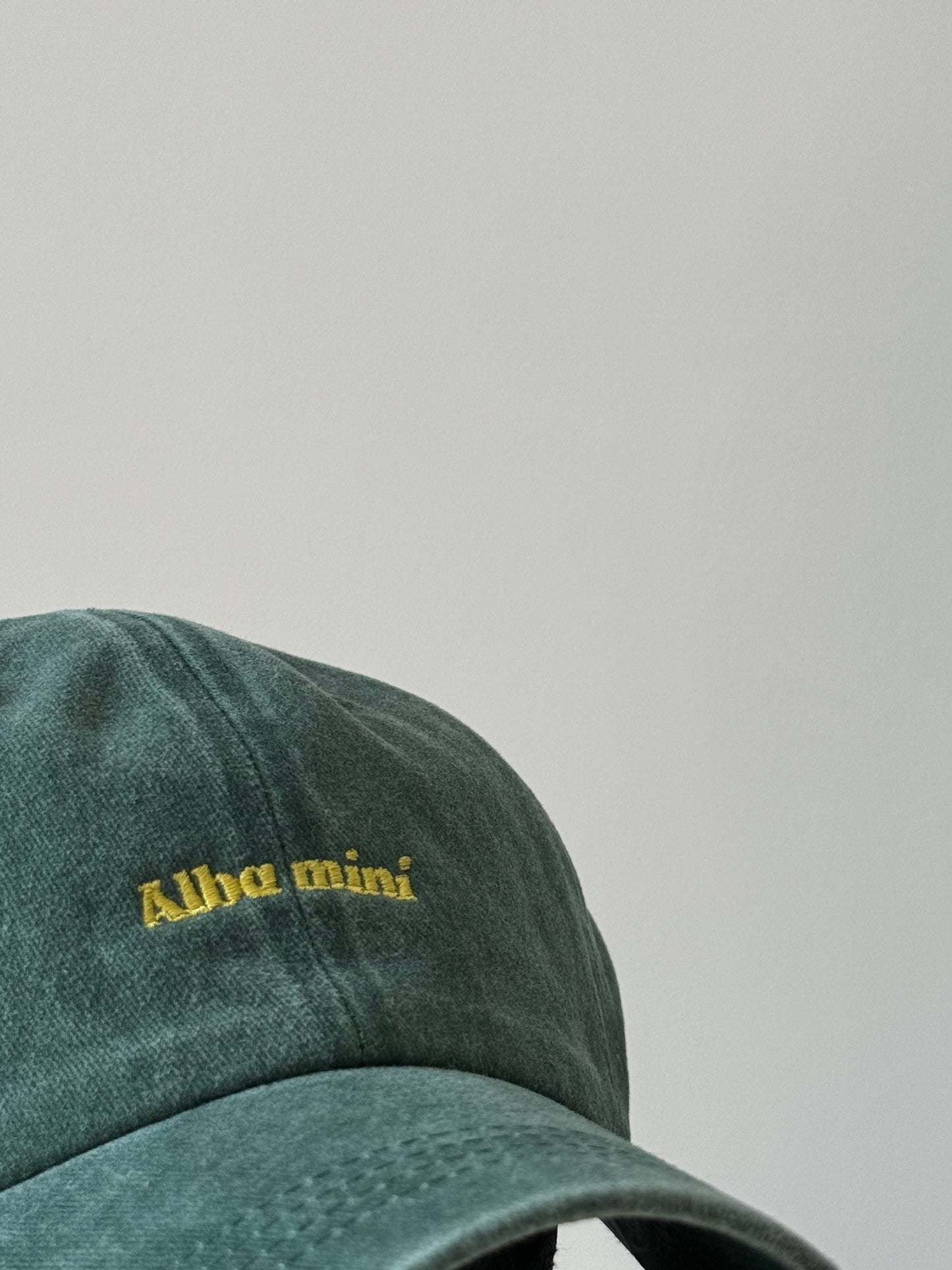 The ALBA mini cap